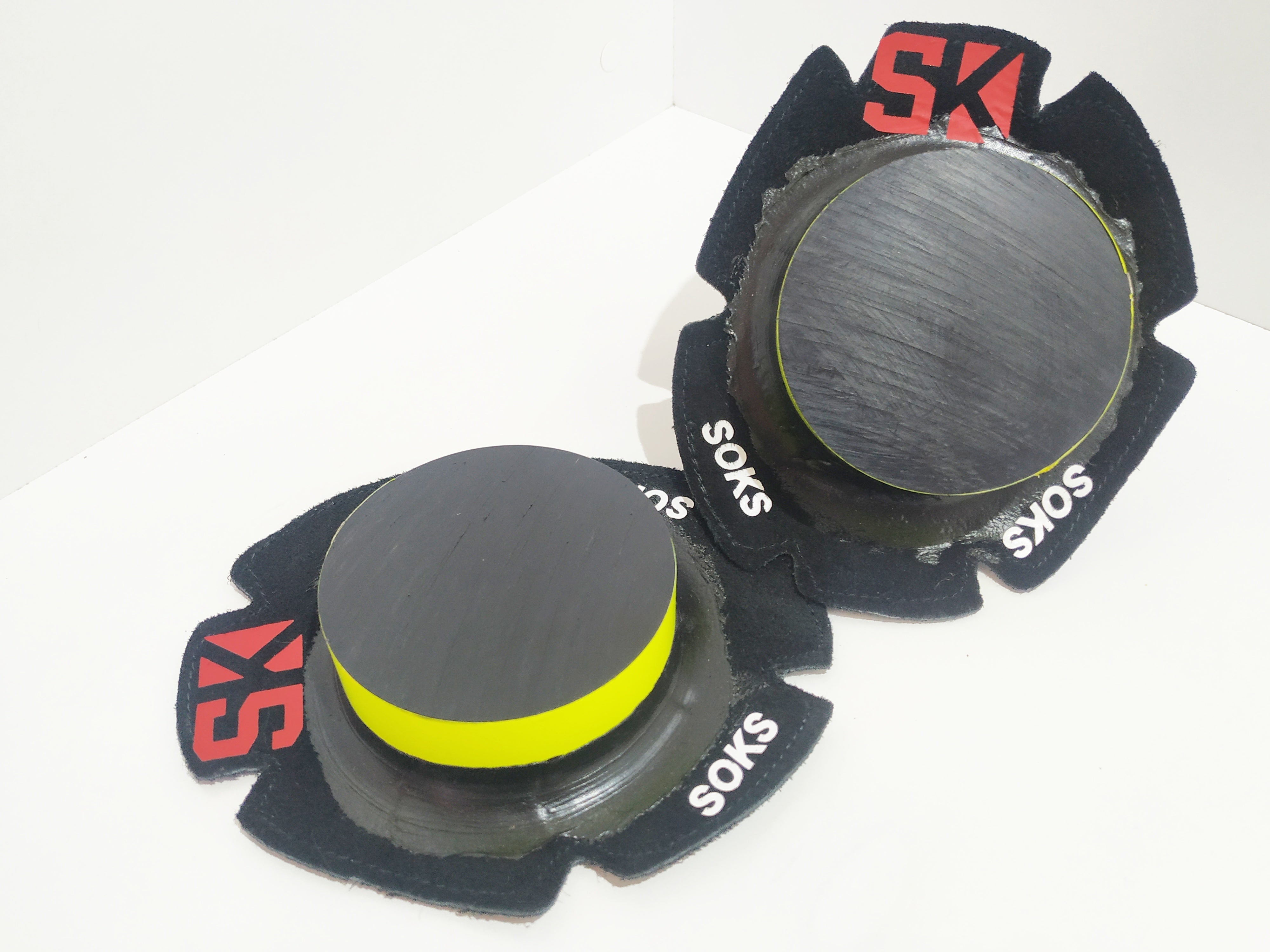 PISTA | NYLON  NEGRO | LATERAL AMARILLO